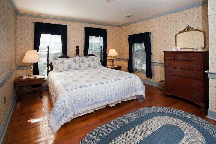 Room 21 of 42