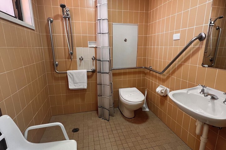 Room 7 of 20