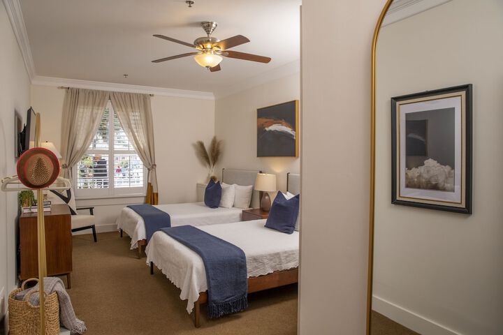 Room 16 of 141