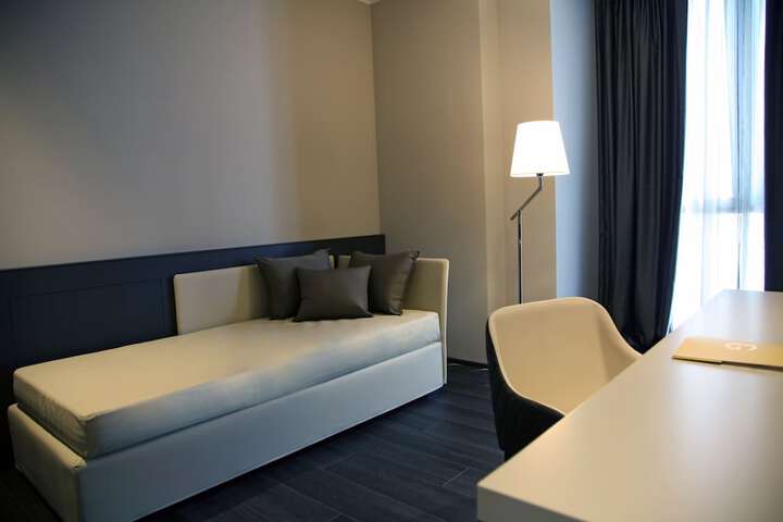 Room 37 of 105
