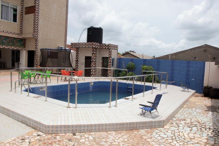 Pool 48 of 50