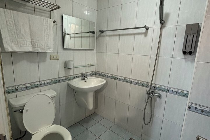 Room 42 of 56
