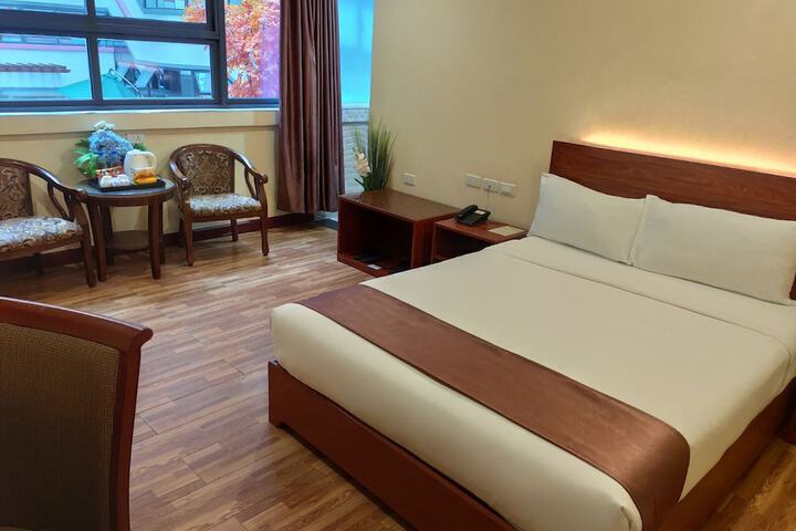 Room 30 of 63