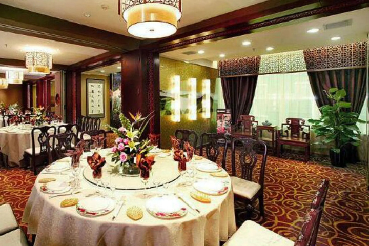 Dining 10 of 10