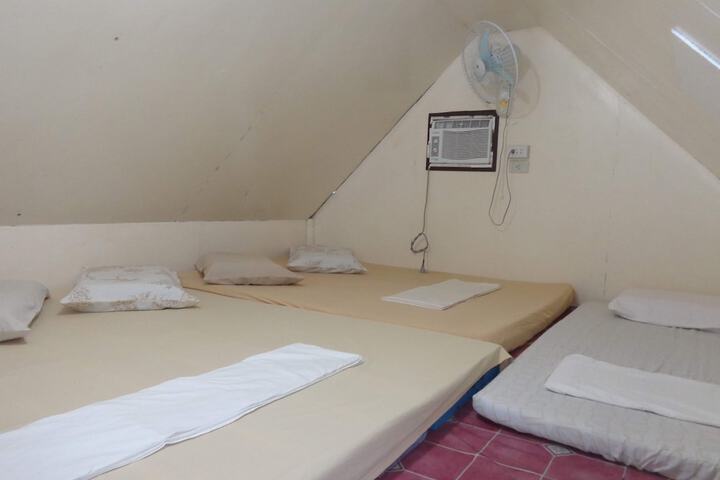 Room 14 of 17