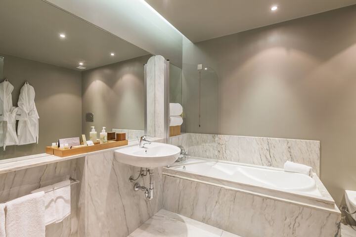 Bath Interior