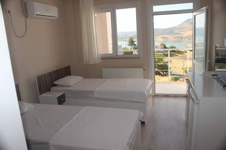 Room 3 of 19