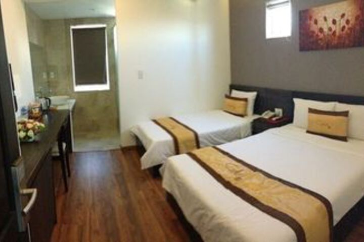 Room 28 of 64