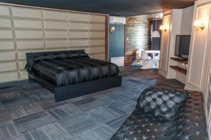 Room 31 of 35