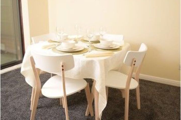 Dining 12 of 42