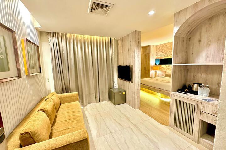 Room 11 of 61