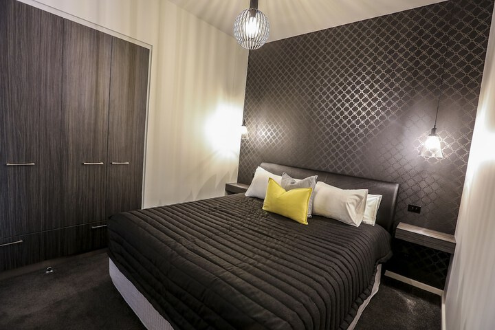 Room 4 of 71