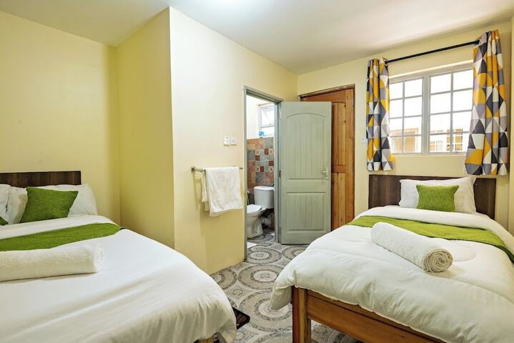Room 3 of 35
