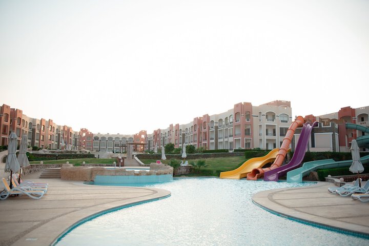 Pool 39 of 71