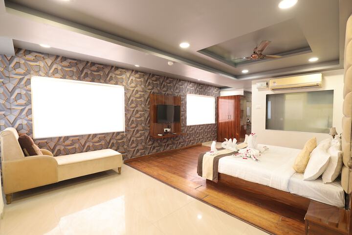 Room 7 of 27