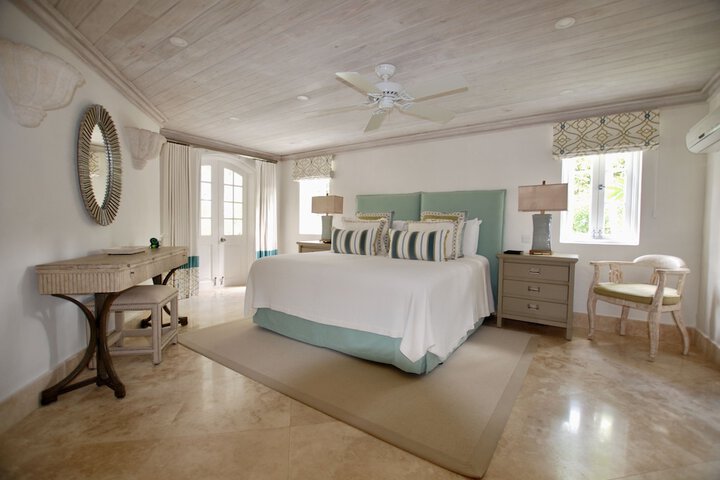 Room 4 of 26