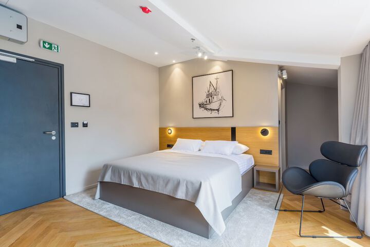 Room 14 of 59
