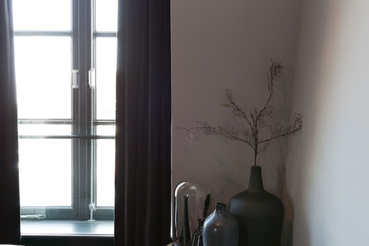 Room 14 of 83