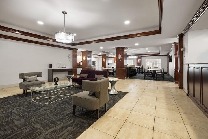 Guest Lobby