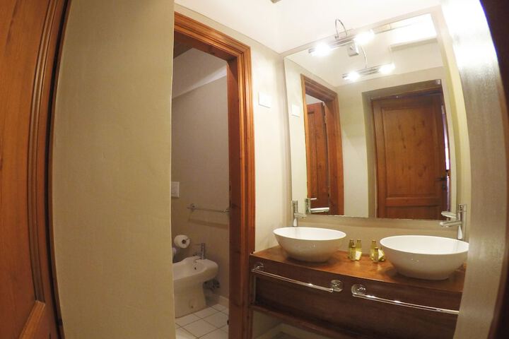 Room 135 of 175