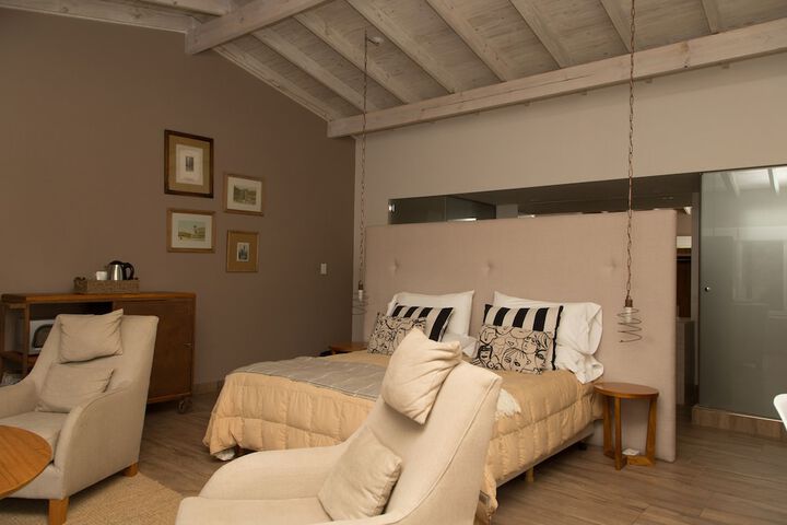 Room 4 of 75