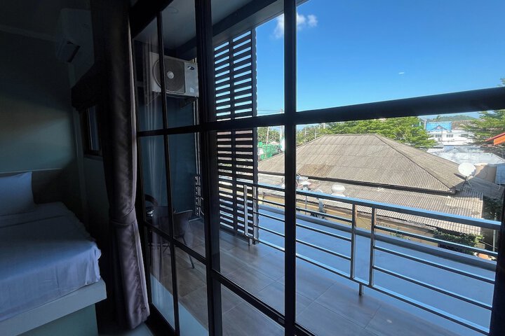 Room 9 of 43