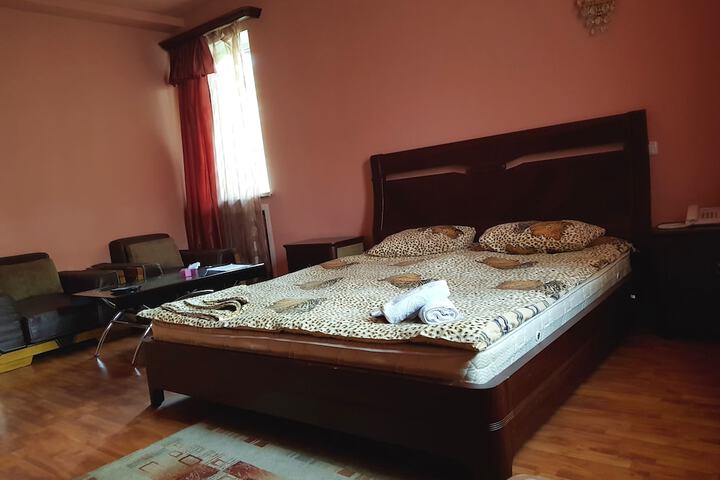 Room 18 of 41