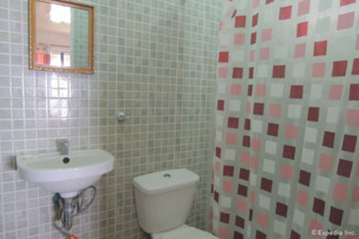Room 4 of 39