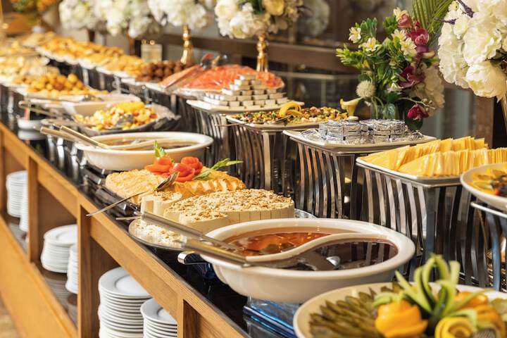 Dining 127 of 181