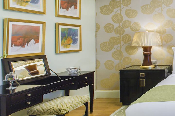 Room 46 of 155