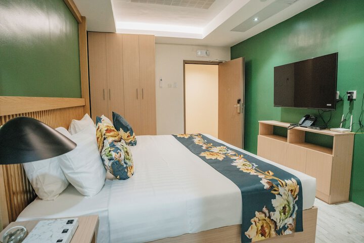 Room 25 of 72