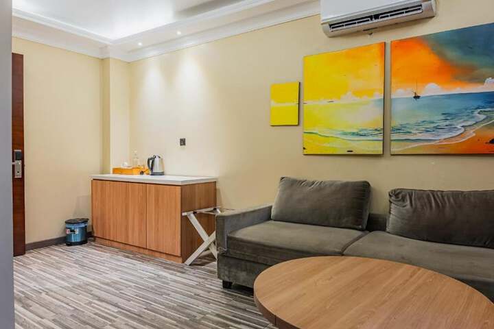 Room 20 of 40