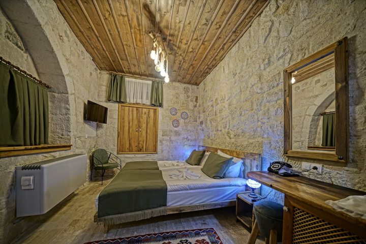 Room 43 of 90