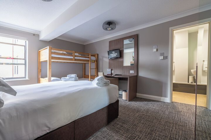 Room 7 of 26