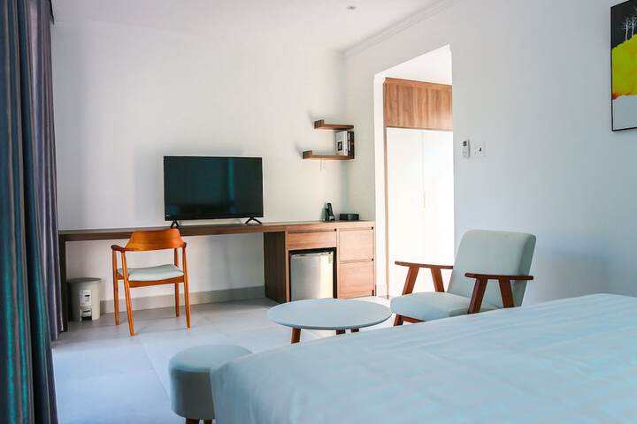 Room 5 of 41