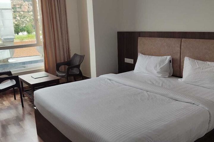Room 16 of 21