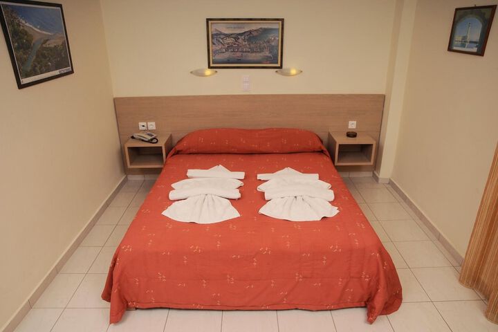 Room 18 of 50