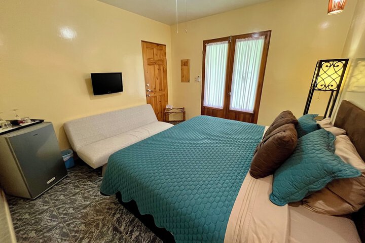 Room 25 of 85