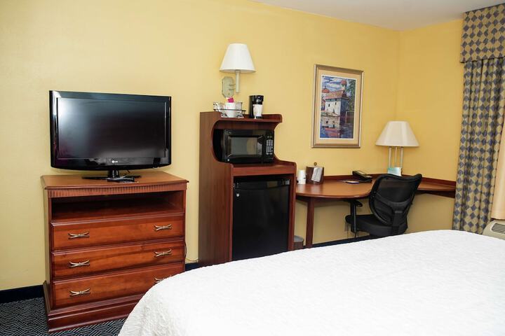 Room 15 of 31