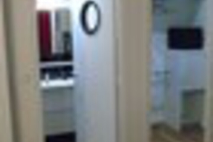 Room 26 of 165