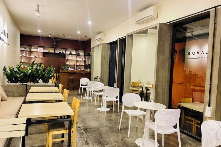 Dining 66 of 79