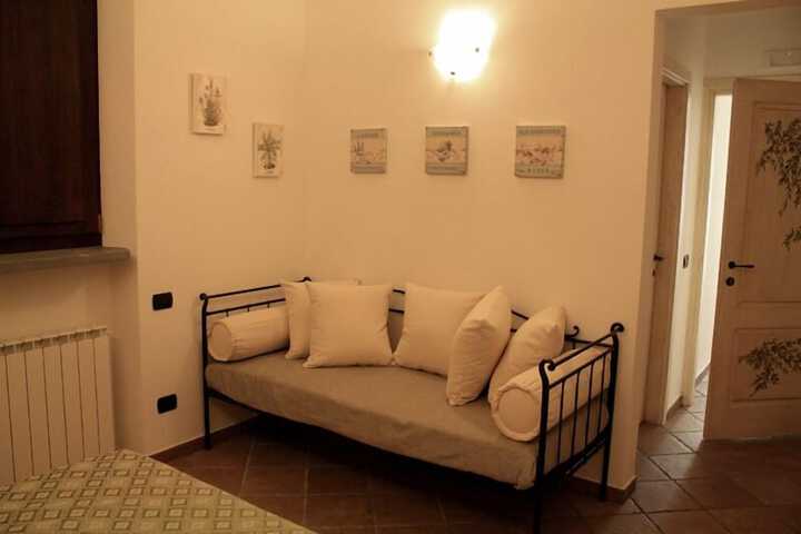 Room 48 of 161