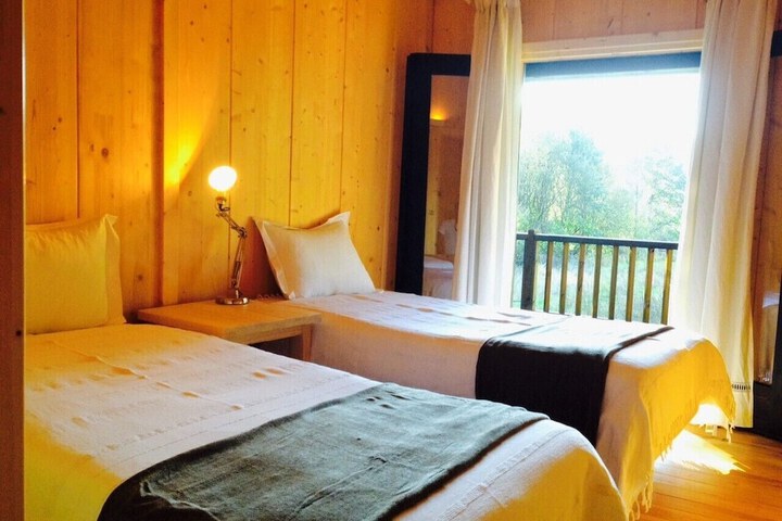 Room 3 of 23