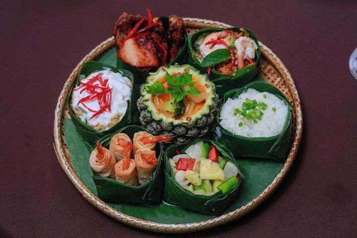 Dining 220 of 298