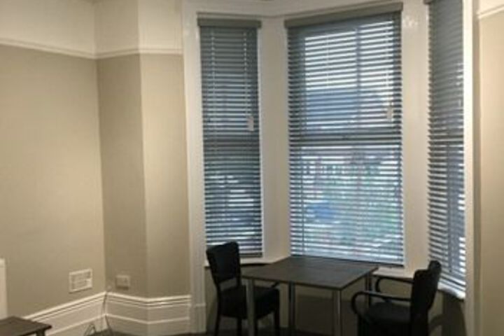 Room 8 of 11