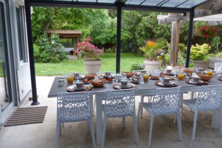 Breakfast/Coffee Service 7 of 37