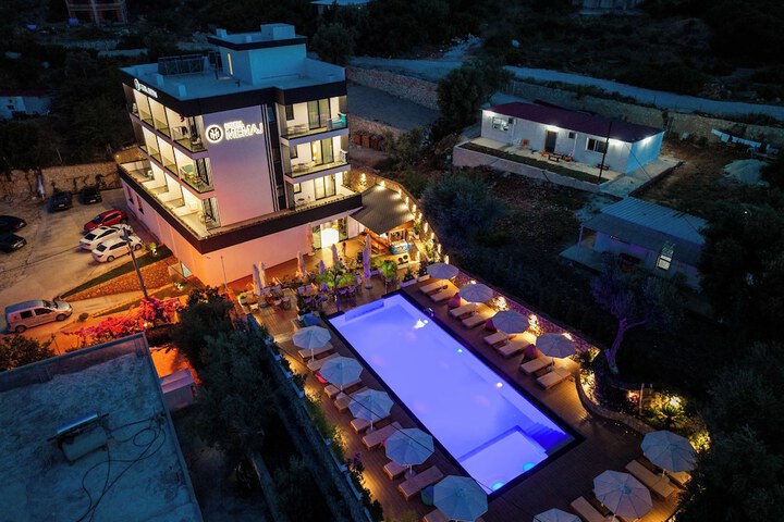 Memaj Hotel