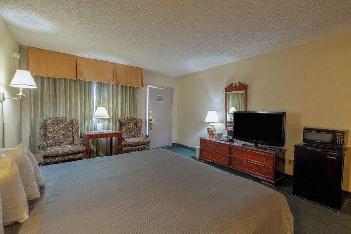 Room 17 of 68