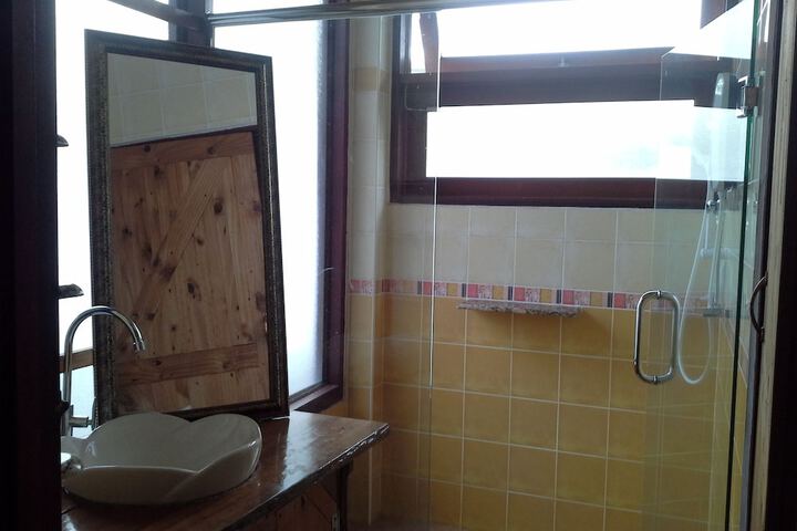 Room 30 of 51