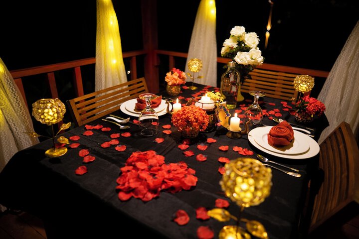 Dining 62 of 94